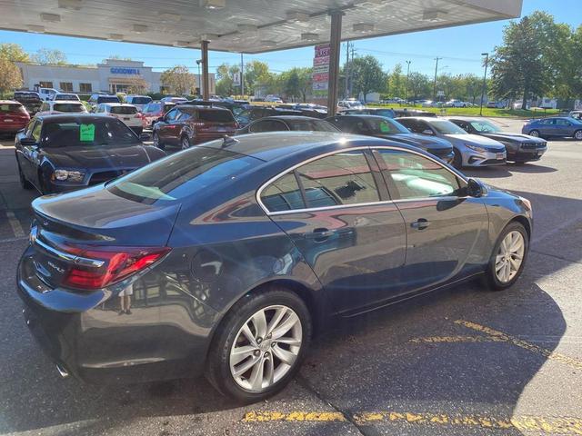 Photo of 2014 Smoky Gray Metallic Buick Regal