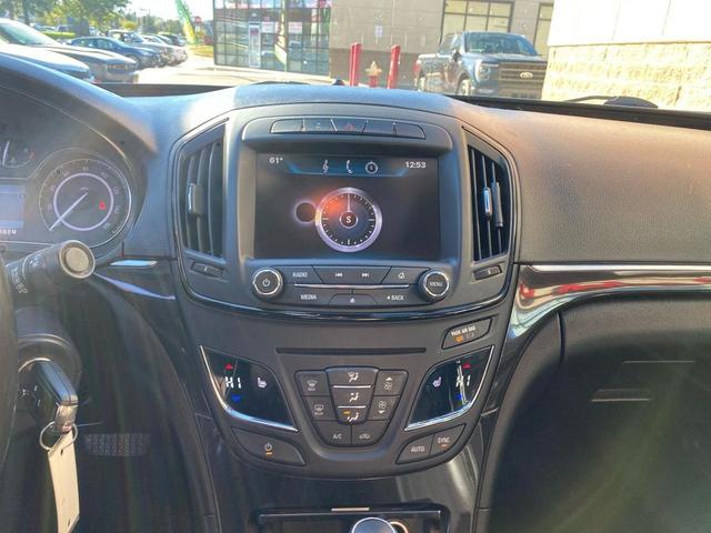 Photo of 2014 Smoky Gray Metallic Buick Regal