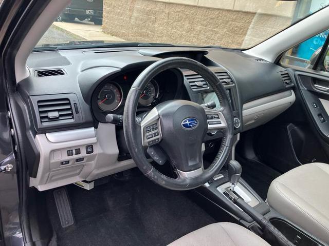 Photo of 2014 Dark Gray Metallic Subaru Forester