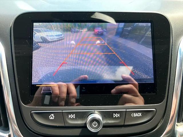 Photo of 2021 Blue Chevrolet Equinox