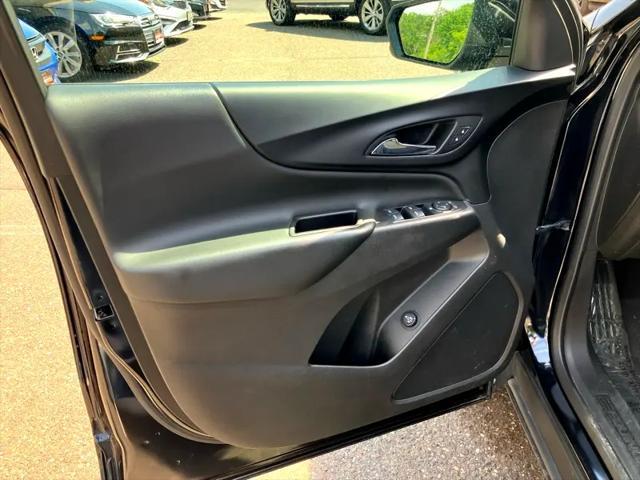 Photo of 2021 Blue Chevrolet Equinox