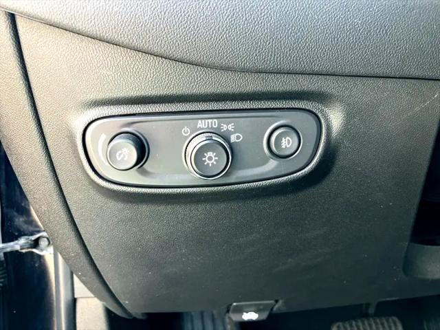 Photo of 2021 Blue Chevrolet Equinox