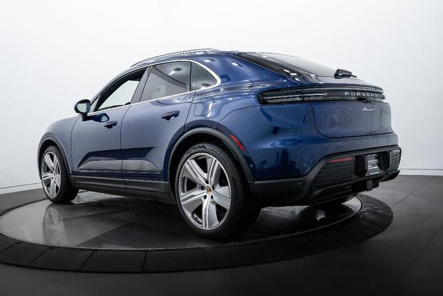 Photo of 2024 Gentian Blue Metallic Porsche Macan