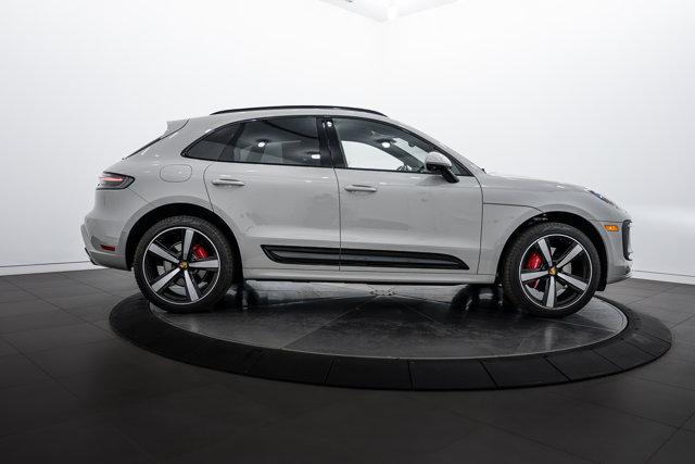 Photo of 2025 Chalk Porsche Macan