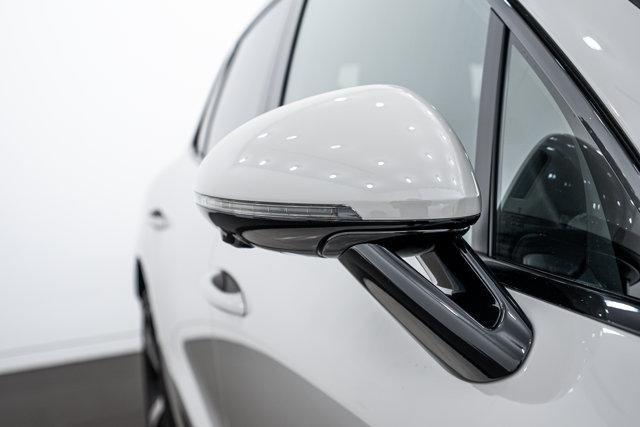 Photo of 2025 Chalk Porsche Macan