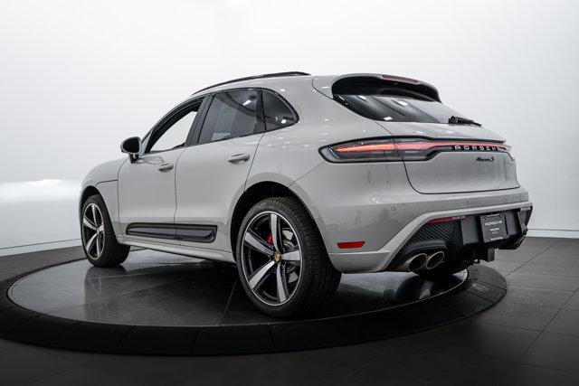 Photo of 2025 Chalk Porsche Macan