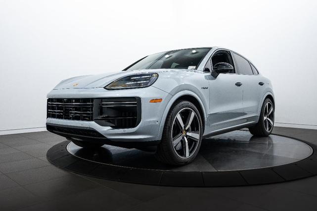 Photo of 2024 Dolomite Silver Metallic Porsche Cayenne