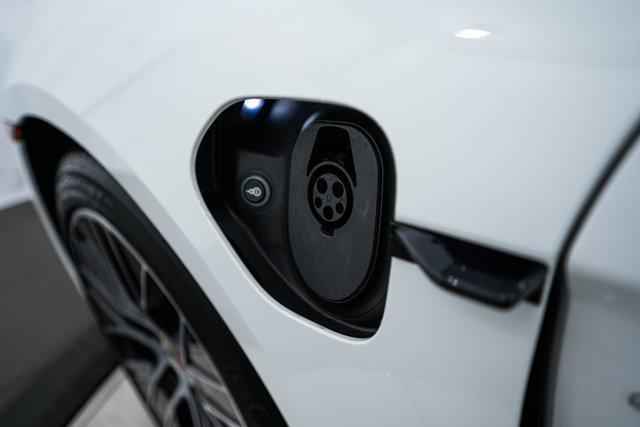 Photo of 2025 White Porsche Taycan