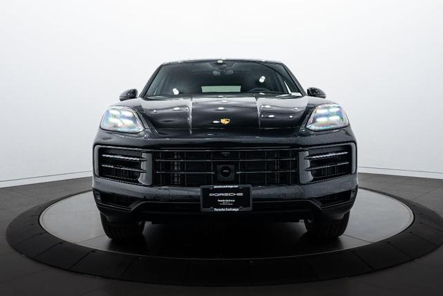 Photo of 2025 Black Metallic Porsche Cayenne