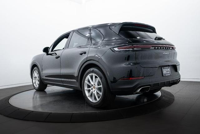 Photo of 2025 Black Metallic Porsche Cayenne