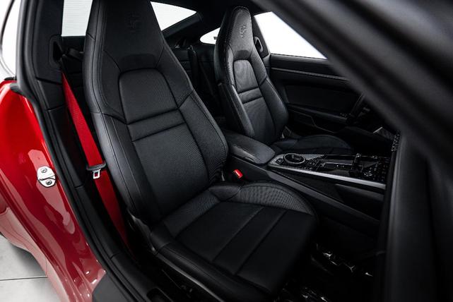 Photo of 2023 Red Porsche 911