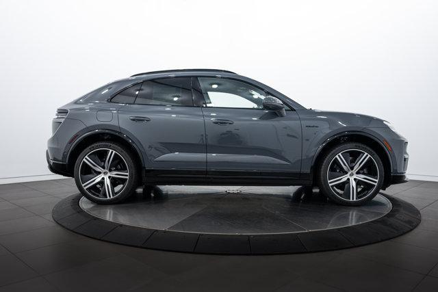 Photo of 2025 Slate Gray Porsche Macan