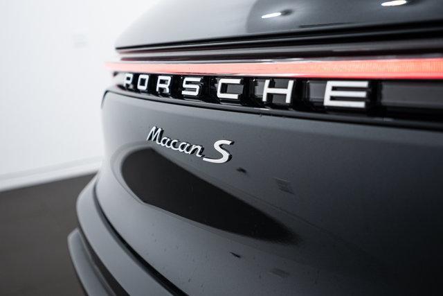 Photo of 2025 Volcano Grey Metallic Porsche Macan