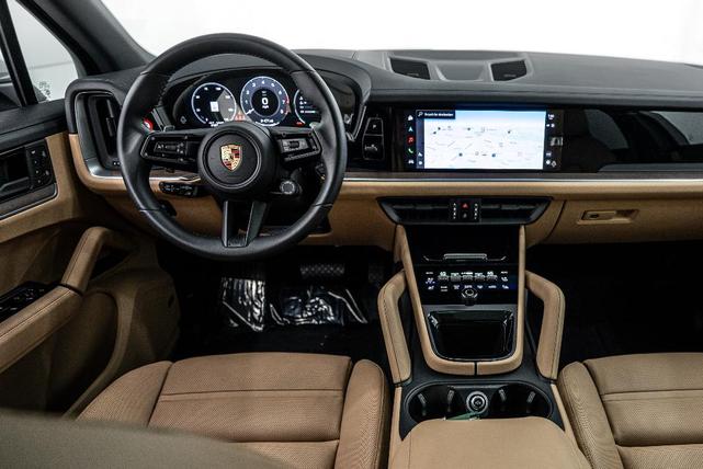 Photo of 2025 White Porsche Cayenne