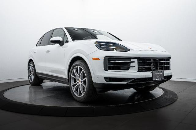 Photo of 2025 White Porsche Cayenne