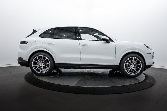 Photo of 2025 White Porsche Cayenne