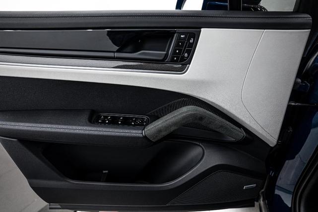 Photo of 2024 Montego Blue Metallic Porsche Cayenne