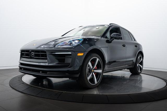 Photo of 2025 Jet Black Metallic Porsche Macan