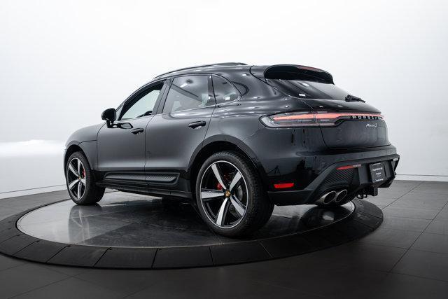 Photo of 2025 Jet Black Metallic Porsche Macan