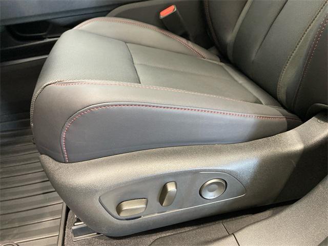 Photo of 2024 Snowfall Pearl Acura ZDX