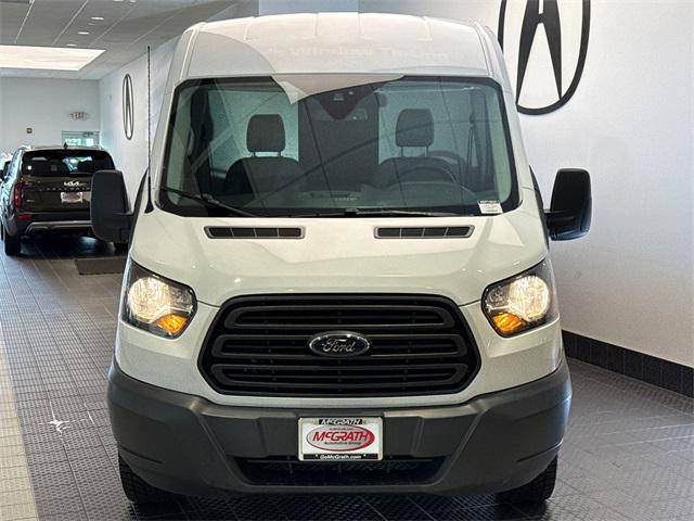 Photo of 2018 Oxford White Ford Transit-250