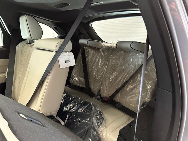 Photo of 2025 Urban Gray Pearl Acura MDX