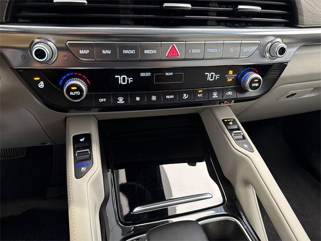 Photo of 2022 Dark Moss Kia Telluride
