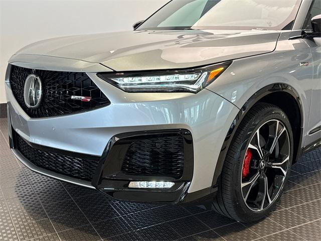 Photo of 2025 Lunar Silver Acura MDX