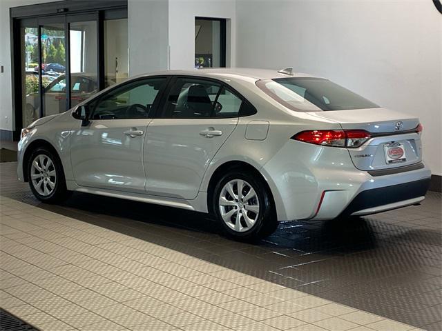 Photo of 2020 Classic Silver Metallic Toyota Corolla