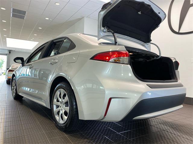Photo of 2020 Classic Silver Metallic Toyota Corolla