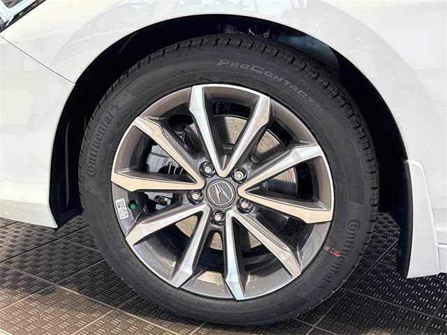 Photo of 2025 Platinum White Pearl Acura Integra