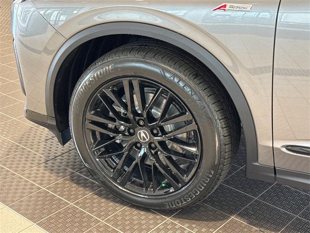 Photo of 2025 Liquid Carbon Acura MDX