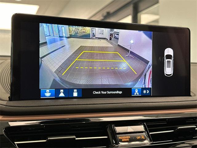 Photo of 2025 Liquid Carbon Acura MDX