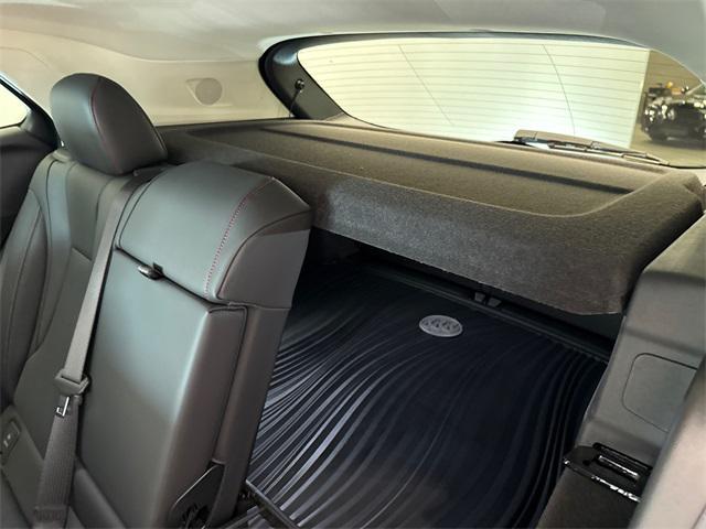 Photo of 2023 Ebony Twilight Metallic Buick Envision