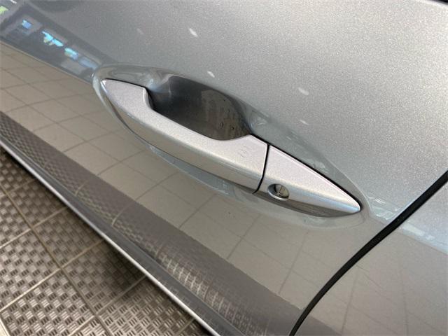 Photo of 2022 Lunar Silver Metallic Acura TLX