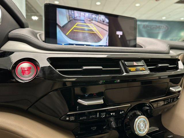 Photo of 2023 Platinum White Pearl Acura MDX