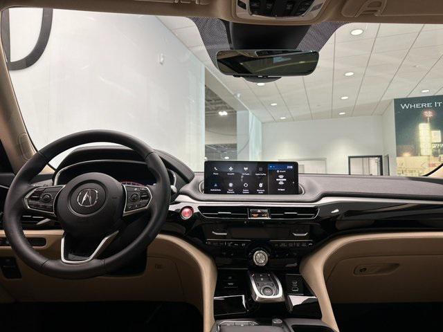Photo of 2023 Platinum White Pearl Acura MDX