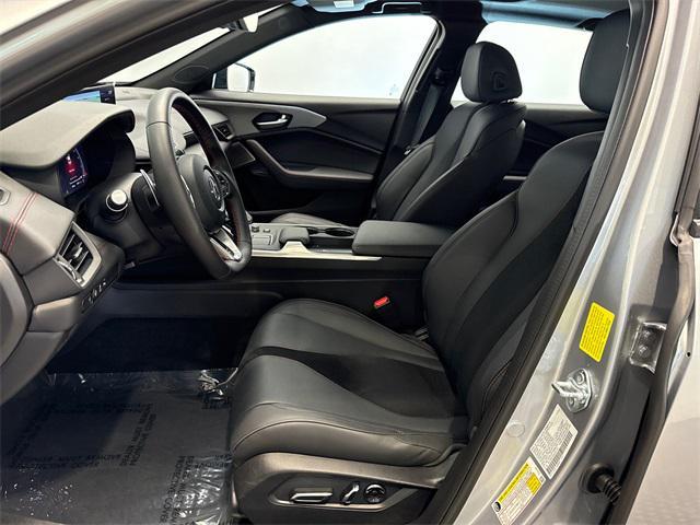 Photo of 2025 Lunar Silver Metallic Acura TLX