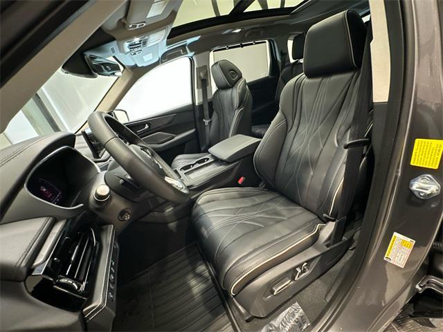 Photo of 2025 Liquid Carbon Metallic Acura MDX