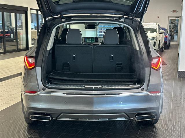 Photo of 2025 Liquid Carbon Metallic Acura MDX