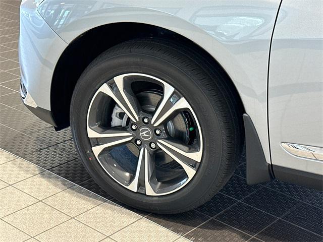 Photo of 2025 Solar Silver Metallic Acura RDX