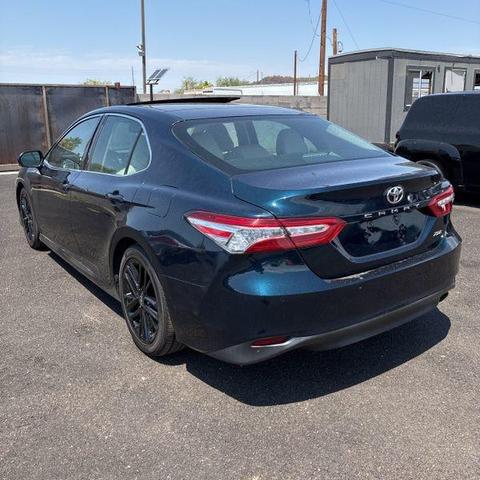 Photo of 2018 Blue Streak Metallic Toyota Camry