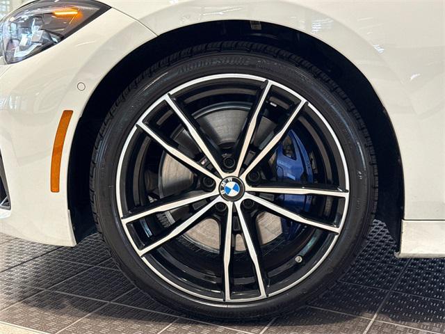 Photo of 2022 Alpine White BMW M340