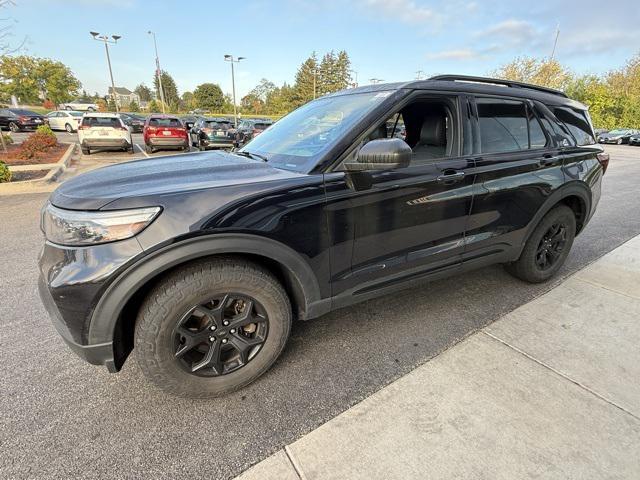Photo of 2022 Agate Black Metallic Ford Explorer