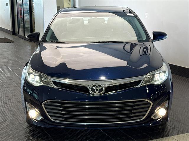 Photo of 2013 Nautical Blue Metallic Toyota Avalon