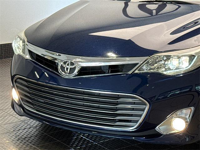 Photo of 2013 Nautical Blue Metallic Toyota Avalon
