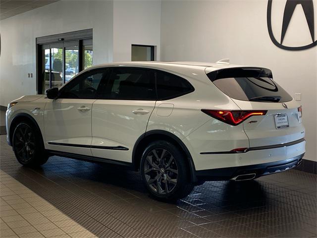 Photo of 2022 Platinum White Pearl Acura MDX
