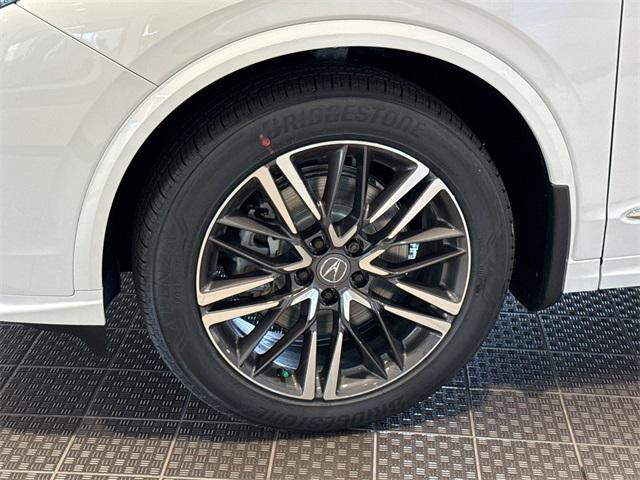Photo of 2025 Platinum White Acura MDX