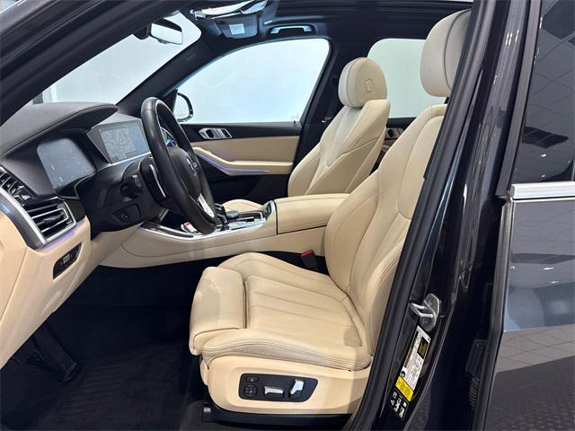 Photo of 2022 Dark Graphite Metallic BMW X5
