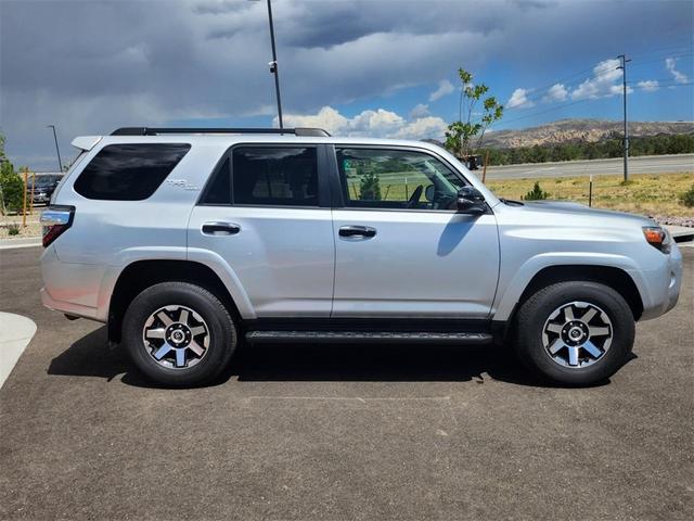 Photo of 2022 Silver Toyota 4Runner